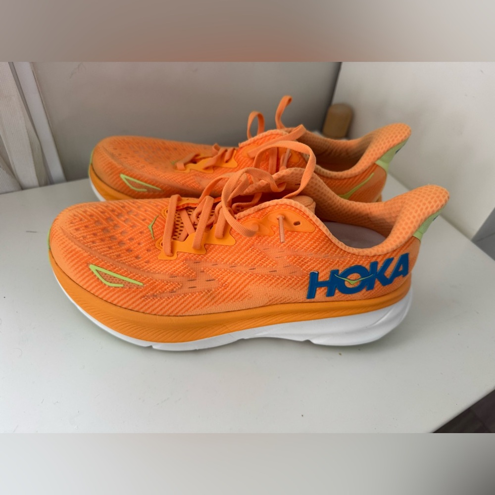 Hoka One One Men's Clifton 9 Running Athletic Sneakers SLRL Orange